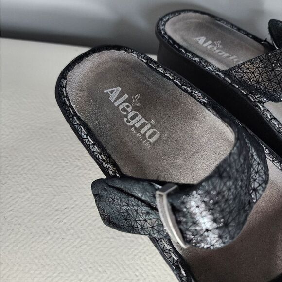 Alegria Karmen Metallic Fun Slip On Sandals 41 Black 10.5-11 US Leather Comfort - Picture 2 of 5